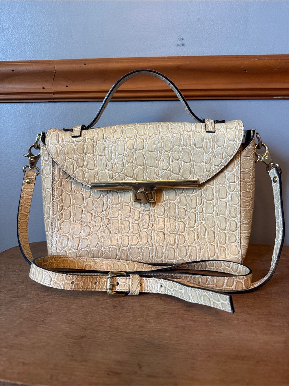 Maddalena Scanu Made in Italy Genuine Leather Croc-Embossed Crossbody Flap Bag